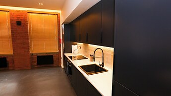 The Nichols Building Spacious 3-bedroom Apartment