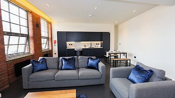 The Nichols Building Spacious 3-bedroom Apartment