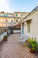 Casa al Rettifilo con Terrazzo by Wonderful Italy