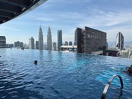 Eaton Residence KLCC by Royal