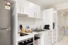 Smart Suites Self Check-in Apartments - 16 Freney