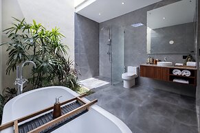 Unagi Mas Villas by Emana