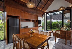 Unagi Mas Villas by Emana