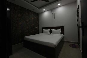 HOTEL VCR INN