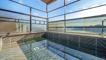 Namhae Aria Spa Pension
