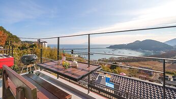Namhae Aria Spa Pension