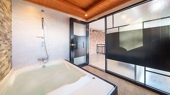 Namhae Aria Spa Pension