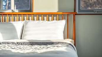 Goseong Hoostay Caravan Pension