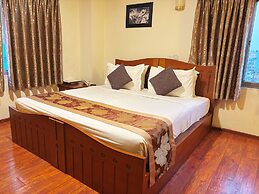 Diamond Lake Hotel KTV&Dancing Bar