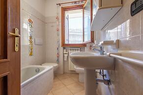 Spacious Apartment by Wonderful Italy