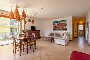 Spacious Apartment by Wonderful Italy