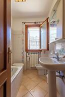 Spacious Apartment by Wonderful Italy