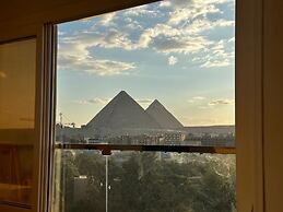 Rosetta Pyramids Inn
