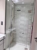 2 Bedroom Flat Beachfront Palm Jumeirah