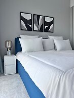 2 Bedroom Flat Beachfront Palm Jumeirah