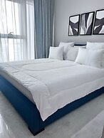 2 Bedroom Flat Beachfront Palm Jumeirah