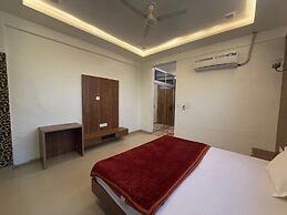 Shree Radha Residency-near ISKCON Temple