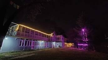 Castleton Casa