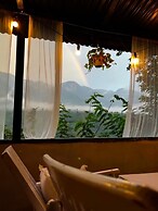 Castleton Casa