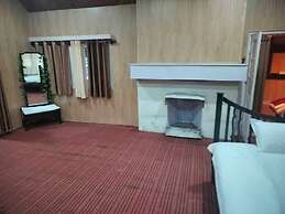 Castleton Casa