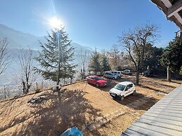 Castleton Casa