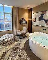 Alufq Hotel Suites