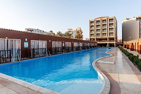 SUNRISE Solara Aqua park Resort