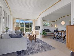 5 Star Holiday Home in Lokken