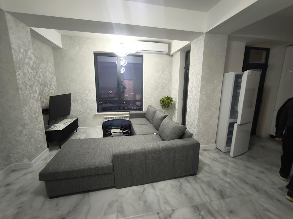 2 Bedroom Brand New Flat
