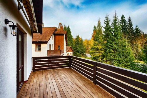 Spacious Apartment in Harrachov