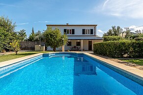 Villa in Pollensa With Private Pool