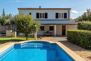 Villa in Pollensa With Private Pool