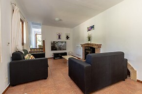Villa in Pollensa With Private Pool