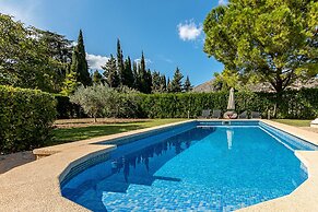 Villa in Pollensa With Private Pool