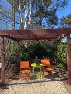 Blazing Stump Motel & Suites
