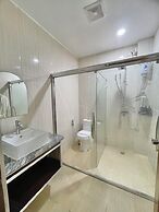 Ocean Star Hotel