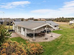 5 Star Holiday Home in Lokken