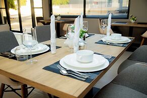 NEW AMAAN HOTEL