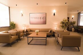 NEW AMAAN HOTEL