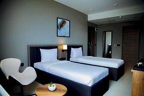 NEW AMAAN HOTEL