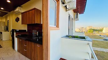Stay 10 Parallel Apartment Hotel