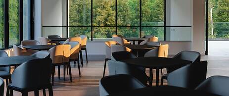 Nian hotel & resorts