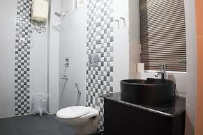 The Palatial Hotel