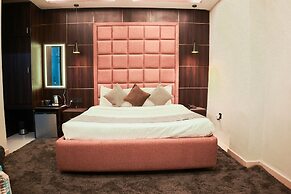 The Palatial Hotel