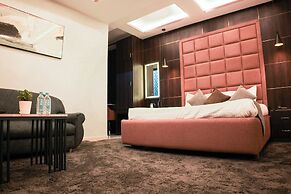 The Palatial Hotel