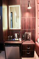 The Palatial Hotel