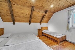Villa Near Krkonose National Park