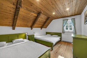 Villa Near Krkonose National Park