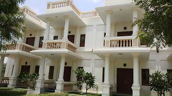 Balaram Palace Resort