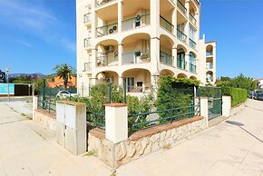 Apartment in Roses Near Sandy Beach